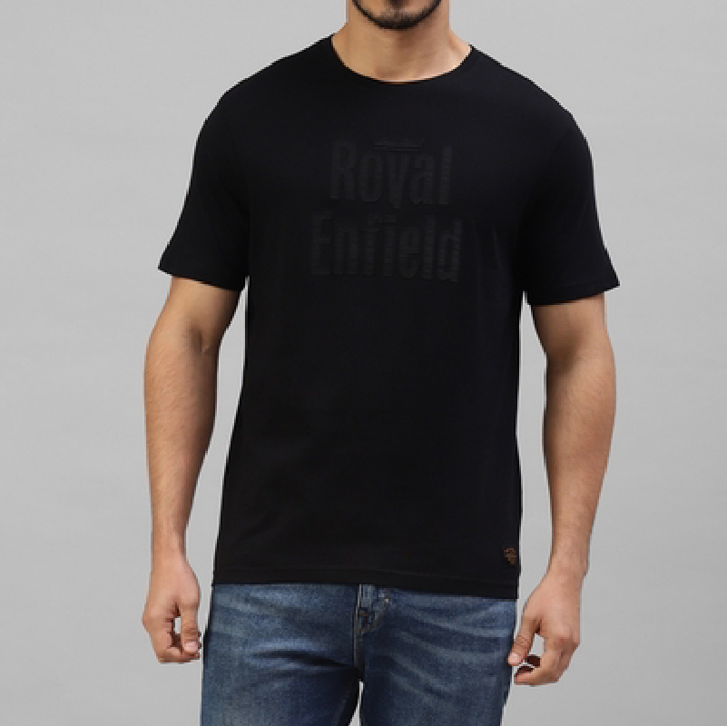 로얄  브랜드 패치 블랙 티셔츠